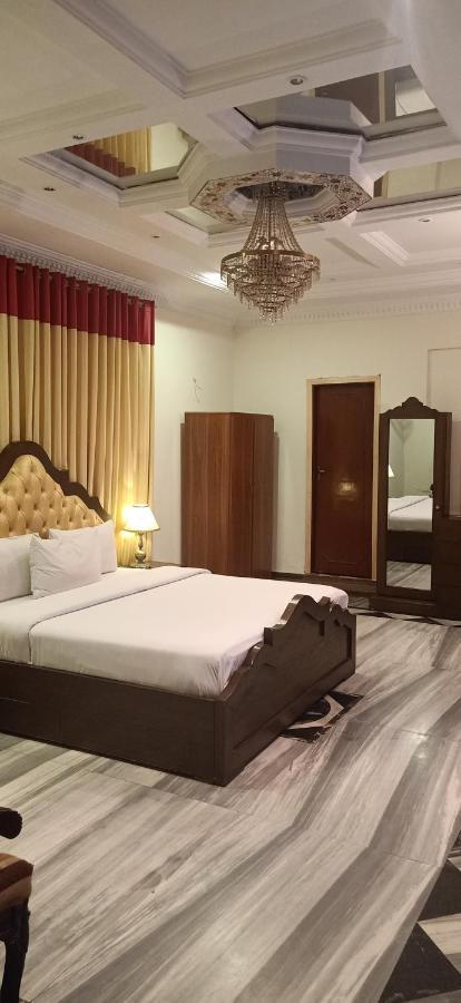 Executive Galaxy Guest House Islamabad Ngoại thất bức ảnh